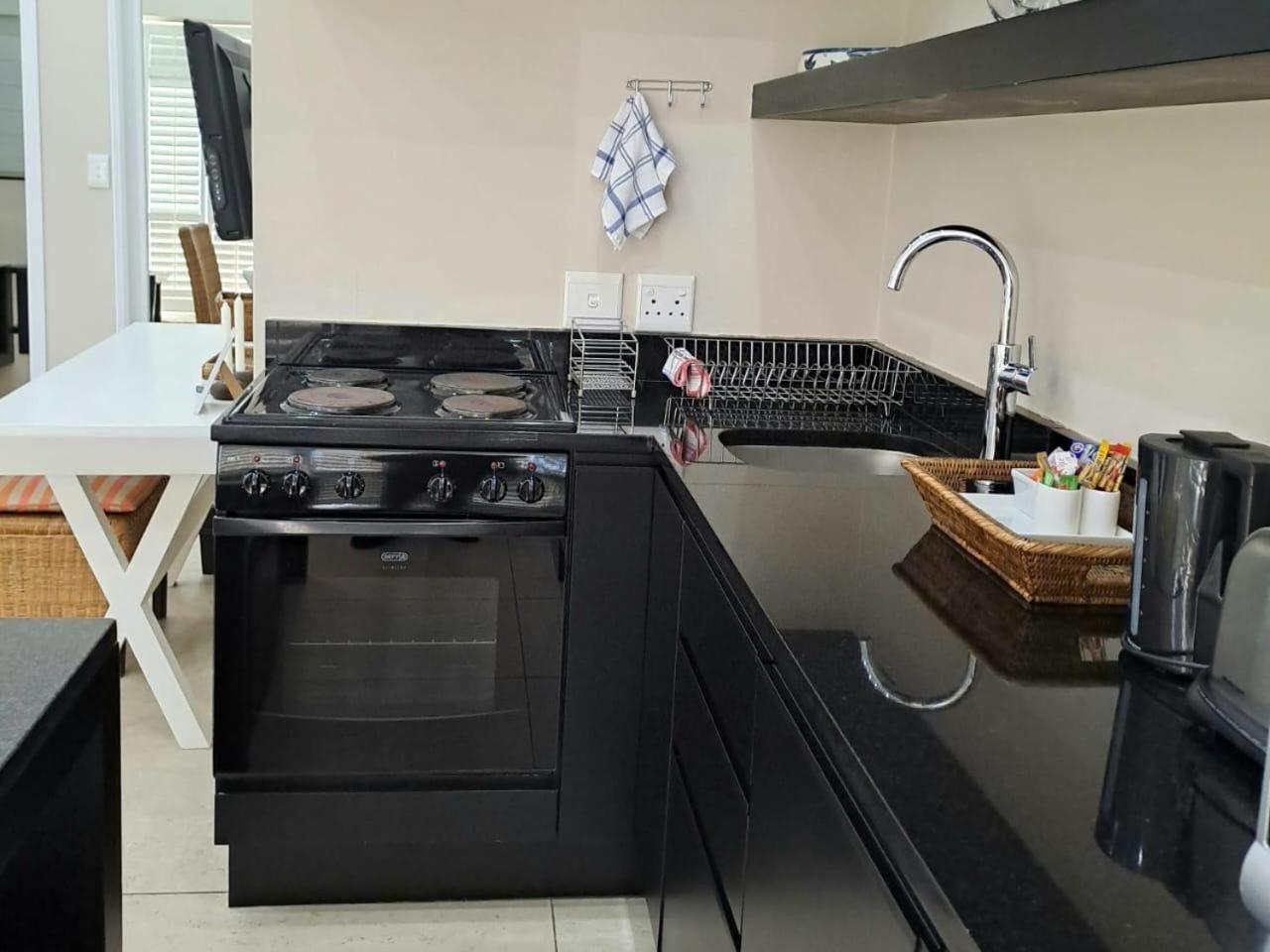 Ana'S Place Apartments Mossel Bay Zimmer foto